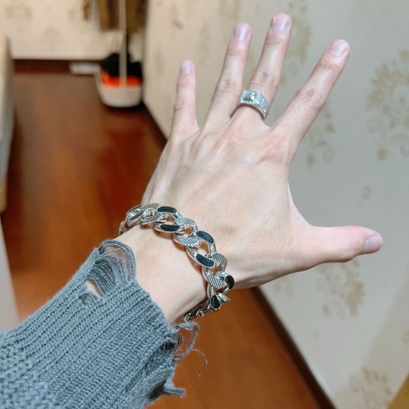Gvc*1 bracelets